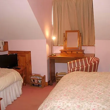 Rosmo House Bed & Breakfast 3*