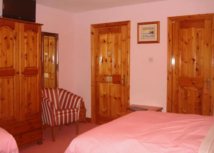 Rosmo House Westport